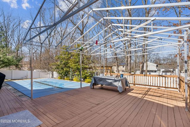 5 Liberty Court, Howell, NJ 07731