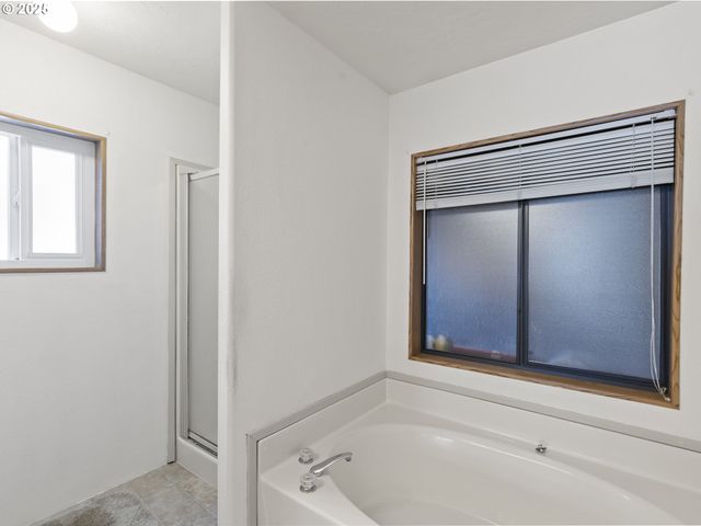 507 Ne 99TH St 82, Vancouver, WA 98665