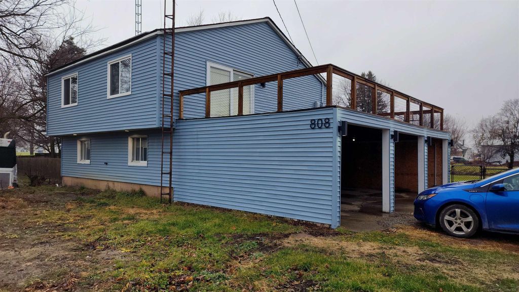 808 Lotus Drive, Erie, MI 48133