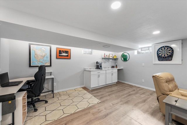 5210 S Froemming DRIVE, Hales Corners, WI 53130