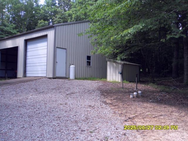 5365 SARDIS DR, Hickory Valley, TN 38068