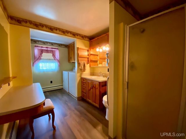 5755 Co Rd 550 Highway, Marquette, MI 49855