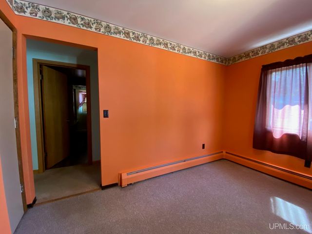 5755 Co Rd 550 Highway, Marquette, MI 49855