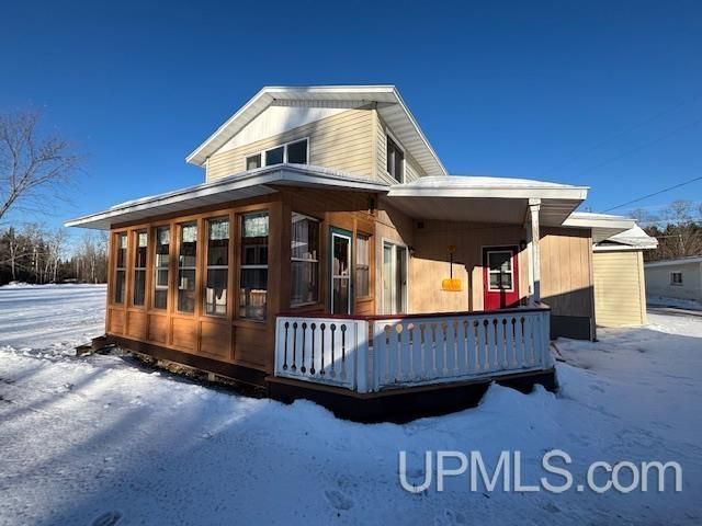 5755 Co Rd 550 Highway, Marquette, MI 49855