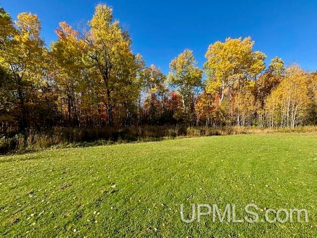5755 Co Rd 550 Highway, Marquette, MI 49855