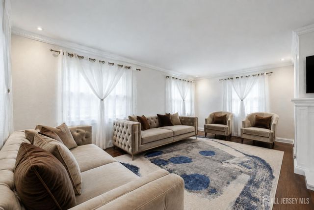 524 Lloyd Road, Matawan, NJ 07747