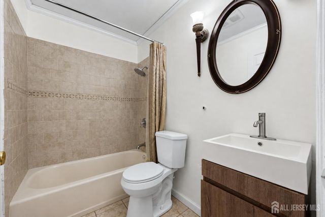 524 Lloyd Road, Matawan, NJ 07747