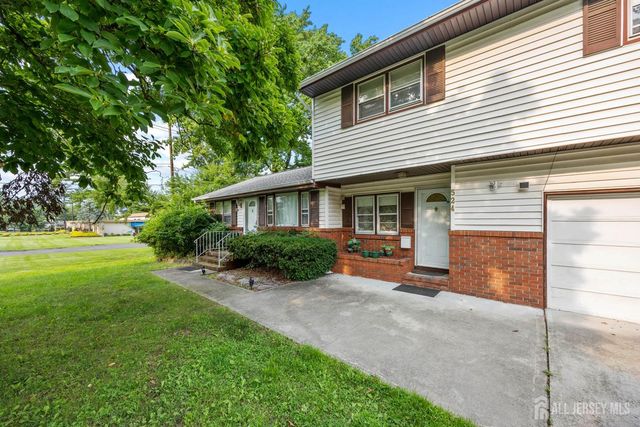524 Lloyd Road, Matawan, NJ 07747