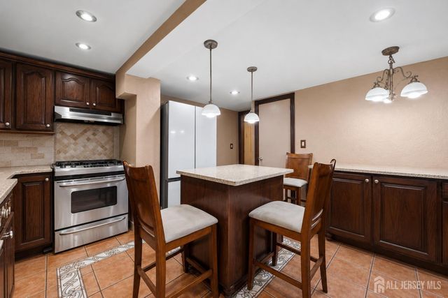 524 Lloyd Road, Matawan, NJ 07747