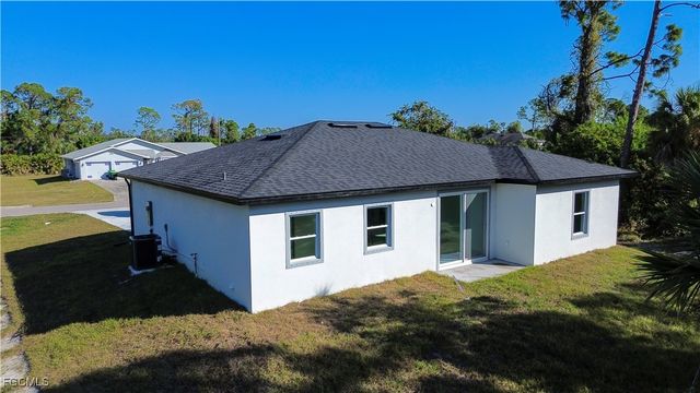 18141 E Wintergarden AVE, Port Charlotte, FL 33948