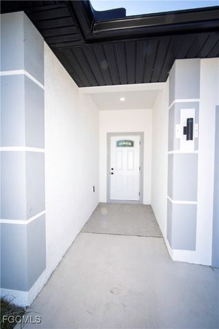 18141 E Wintergarden AVE, Port Charlotte, FL 33948