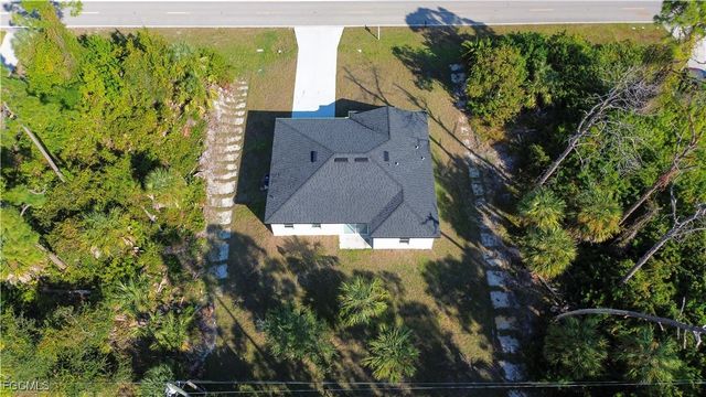 18141 E Wintergarden AVE, Port Charlotte, FL 33948
