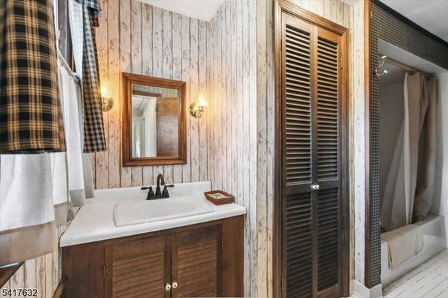 36 Highland Ave, Madison Boro, NJ 07940