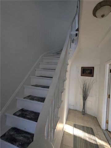 654 Cranston Street, Providence, RI 02907