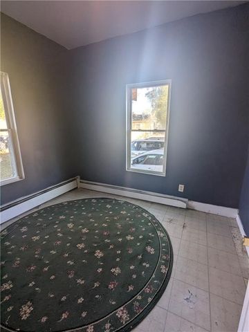 654 Cranston Street, Providence, RI 02907