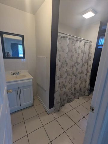 654 Cranston Street, Providence, RI 02907