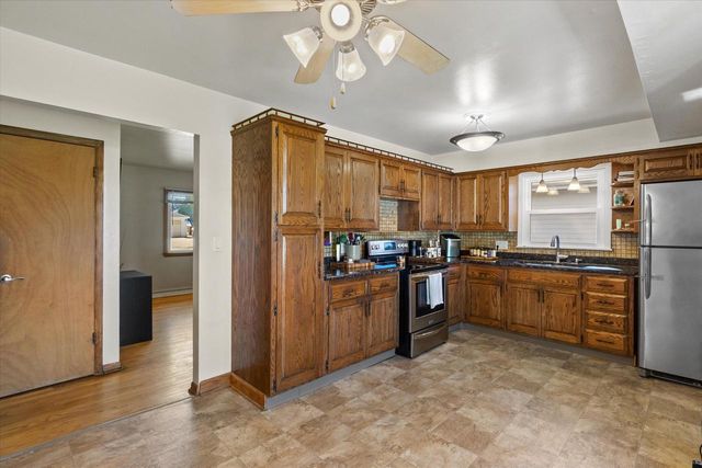 5461 N 106th STREET, Milwaukee, WI 53225