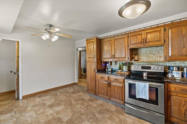 5461 N 106th STREET, Milwaukee, WI 53225