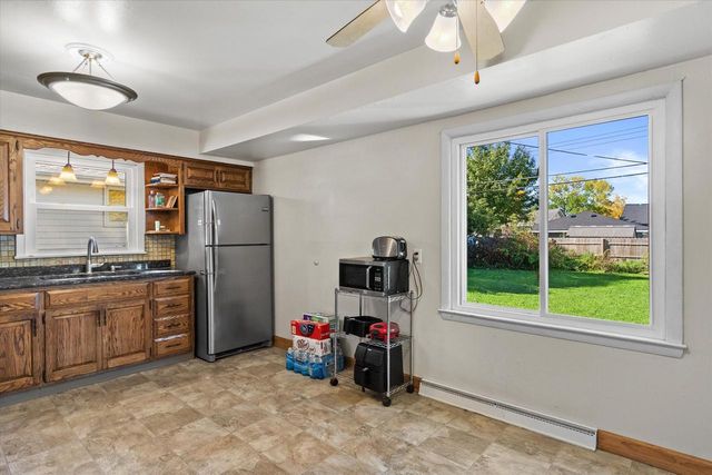 5461 N 106th STREET, Milwaukee, WI 53225