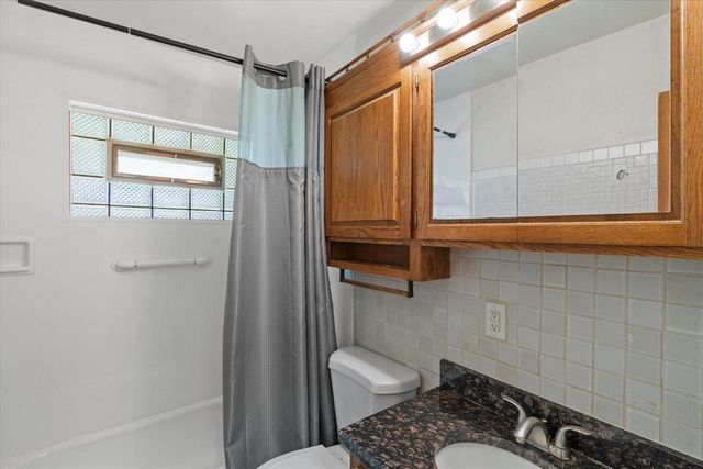 5461 N 106th STREET, Milwaukee, WI 53225