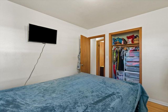 5461 N 106th STREET, Milwaukee, WI 53225