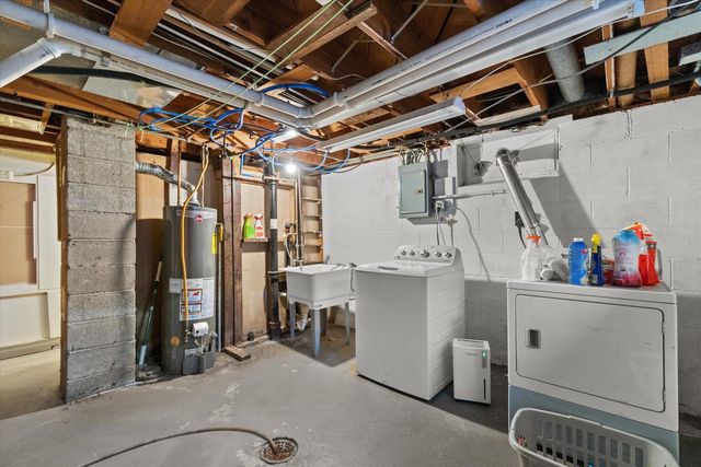 5461 N 106th STREET, Milwaukee, WI 53225