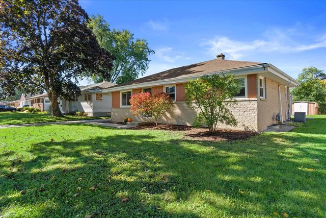 5461 N 106th STREET, Milwaukee, WI 53225