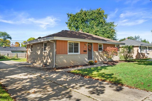 5461 N 106th STREET, Milwaukee, WI 53225