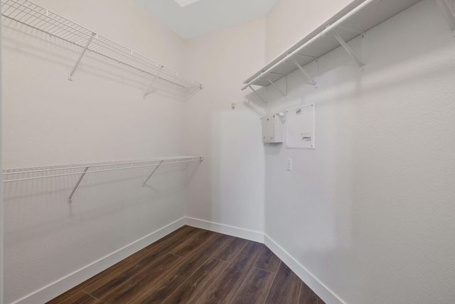 5245 W Oriole Avenue, Visalia, CA 93291