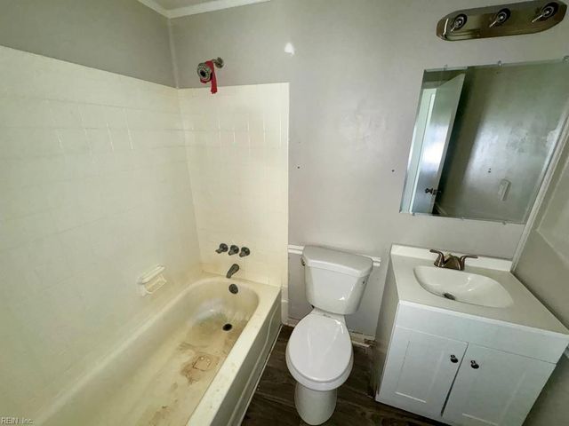 1215 Lake Kennedy DR, Suffolk, VA 23434