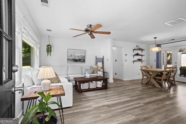 1457 Spruce Drive SE, Smyrna, GA 30080