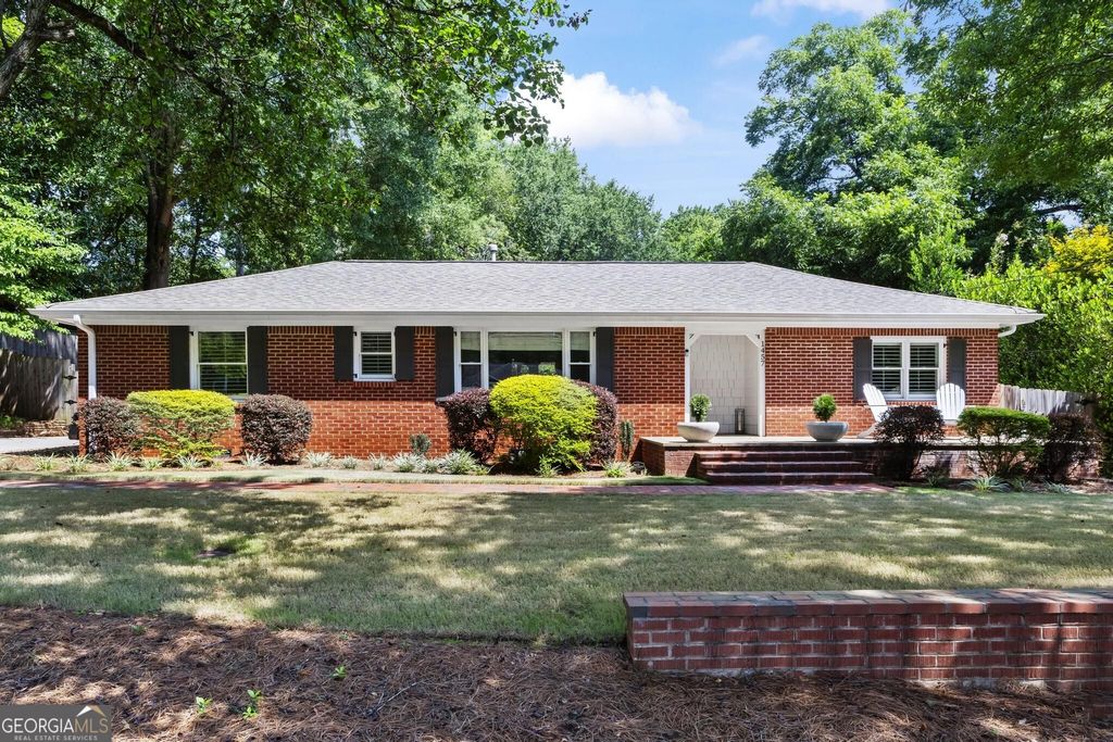 1457 Spruce Drive SE, Smyrna, GA 30080
