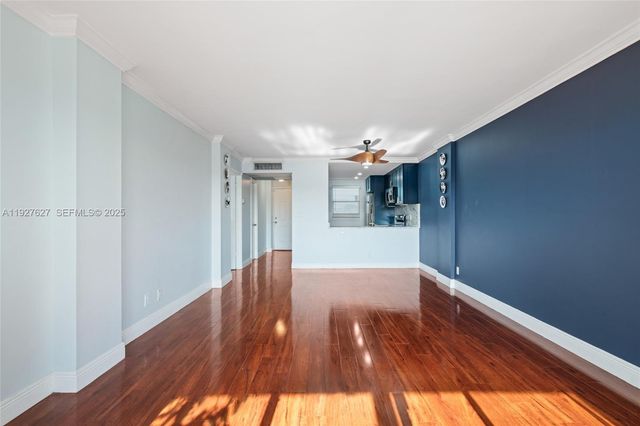 116 Royal Park Dr 4D, Oakland Park, FL 33309