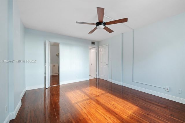 116 Royal Park Dr 4D, Oakland Park, FL 33309