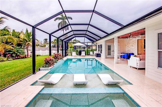 16170 Bentwood Palms DR, Fort Myers, FL 33908