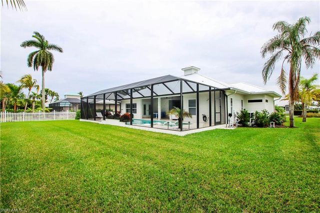 16170 Bentwood Palms DR, Fort Myers, FL 33908