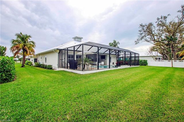 16170 Bentwood Palms DR, Fort Myers, FL 33908