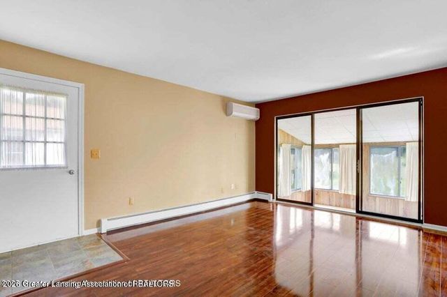 508 Red Cedar Boulevard, Williamston, MI 48895
