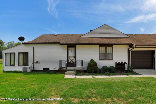 508 Red Cedar Boulevard, Williamston, MI 48895