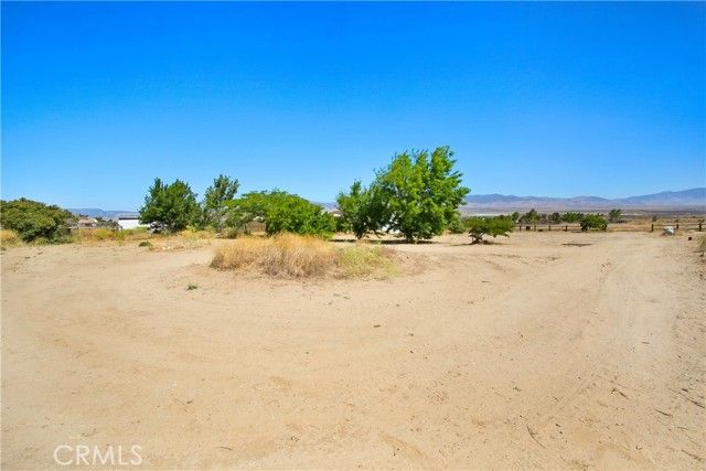 25635 Kargat Street, Lancaster, CA 93536