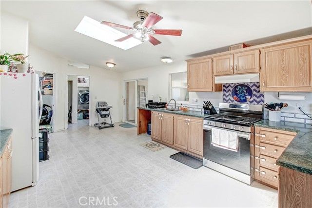 25635 Kargat Street, Lancaster, CA 93536