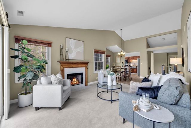 1437 Aberdeen Court 93, Naperville, IL 60564