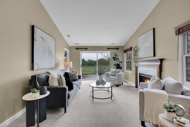 1437 Aberdeen Court 93, Naperville, IL 60564