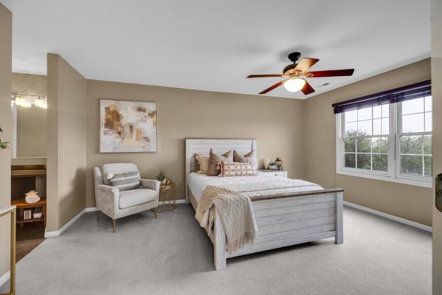 1437 Aberdeen Court 93, Naperville, IL 60564