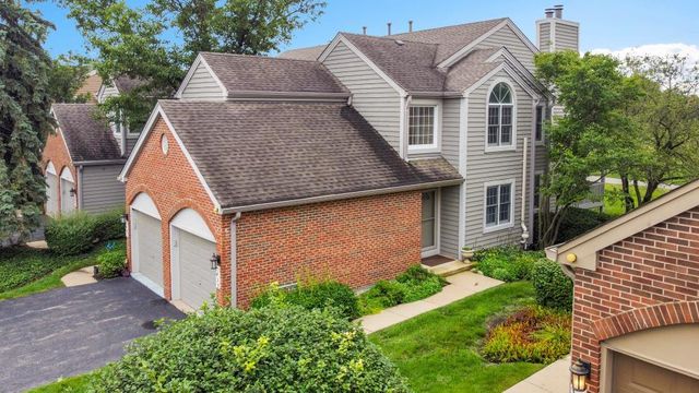 1437 Aberdeen Court 93, Naperville, IL 60564