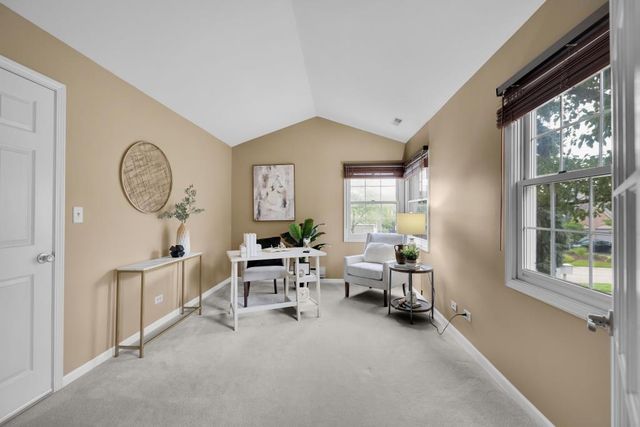 1437 Aberdeen Court 93, Naperville, IL 60564
