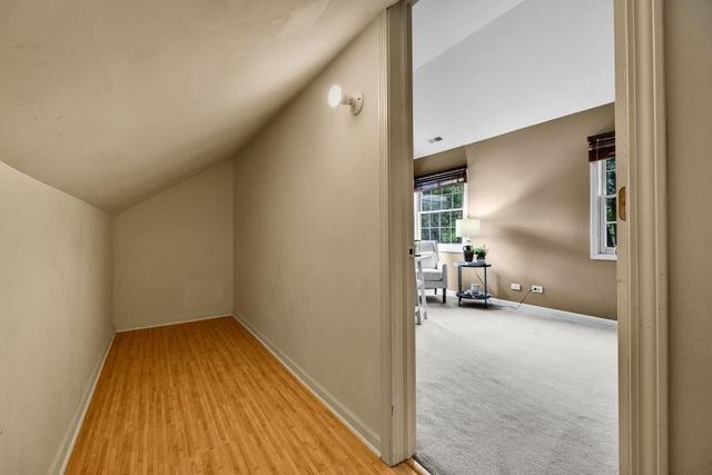 1437 Aberdeen Court 93, Naperville, IL 60564
