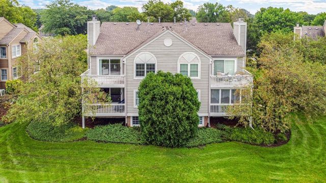 1437 Aberdeen Court 93, Naperville, IL 60564