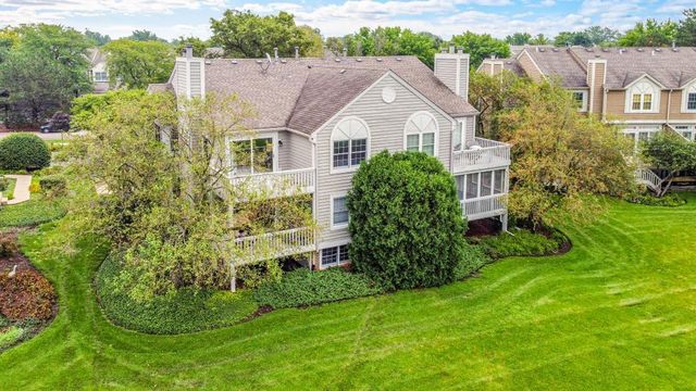 1437 Aberdeen Court 93, Naperville, IL 60564