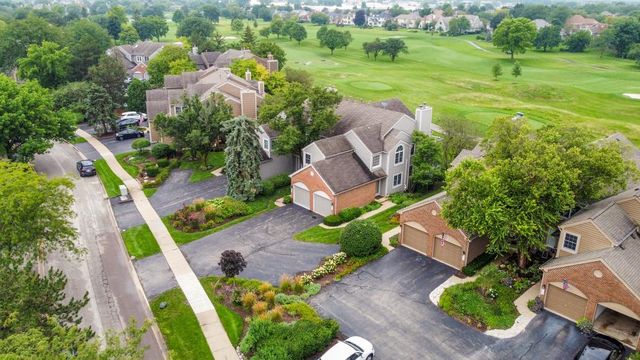 1437 Aberdeen Court 93, Naperville, IL 60564